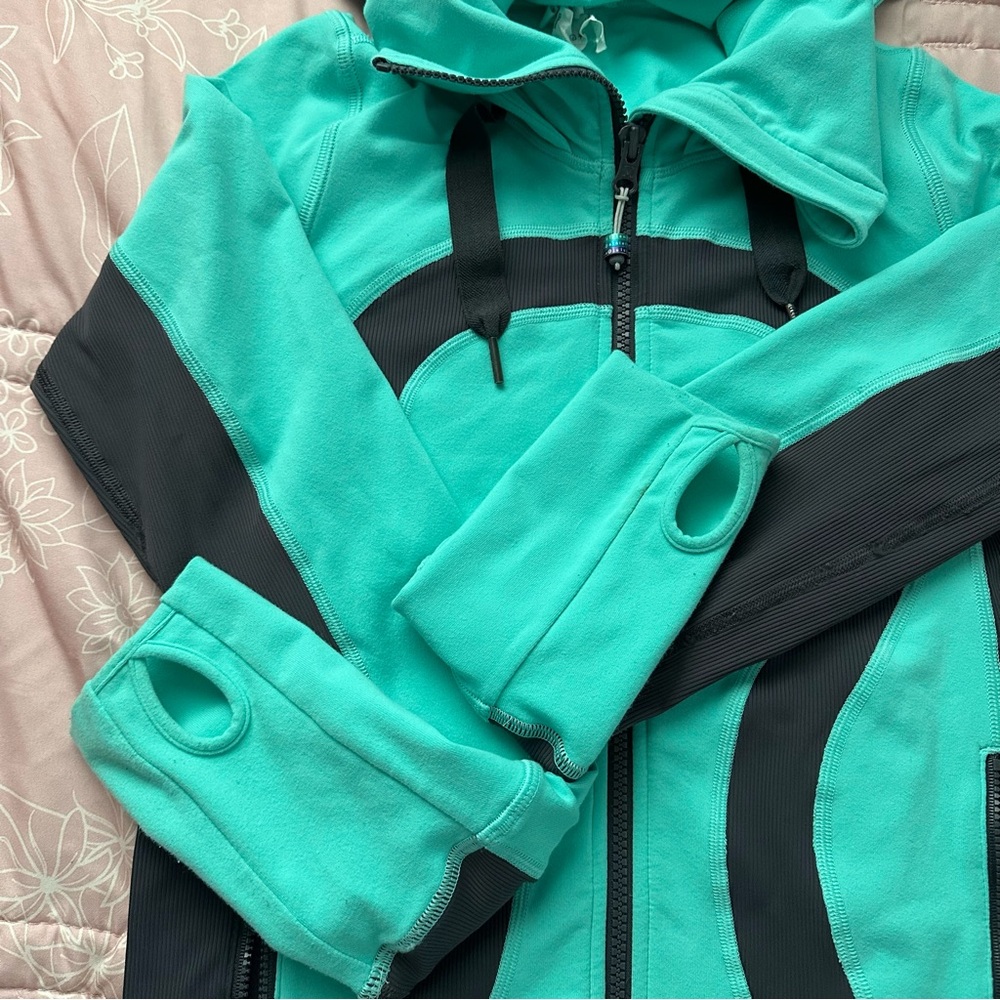 LULULEMON Jacket - Picture 5 of 11